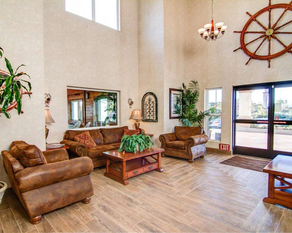 Comfort Inn & Suites Murrieta Temecula Wine Country Interior photo