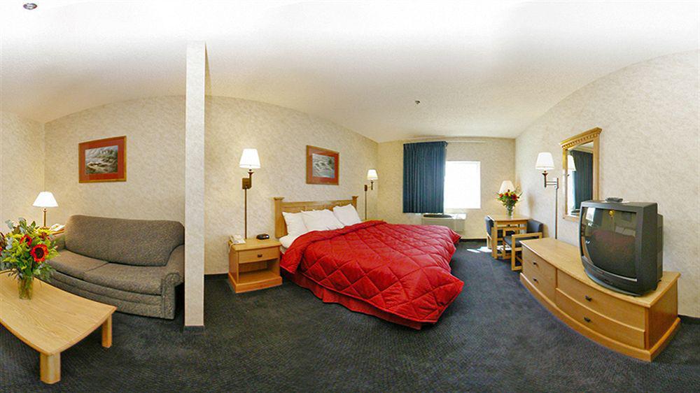 Comfort Inn & Suites Murrieta Temecula Wine Country Exterior photo